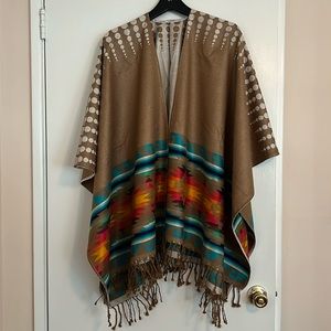 New without tags Tribal Print Pancho Size OS